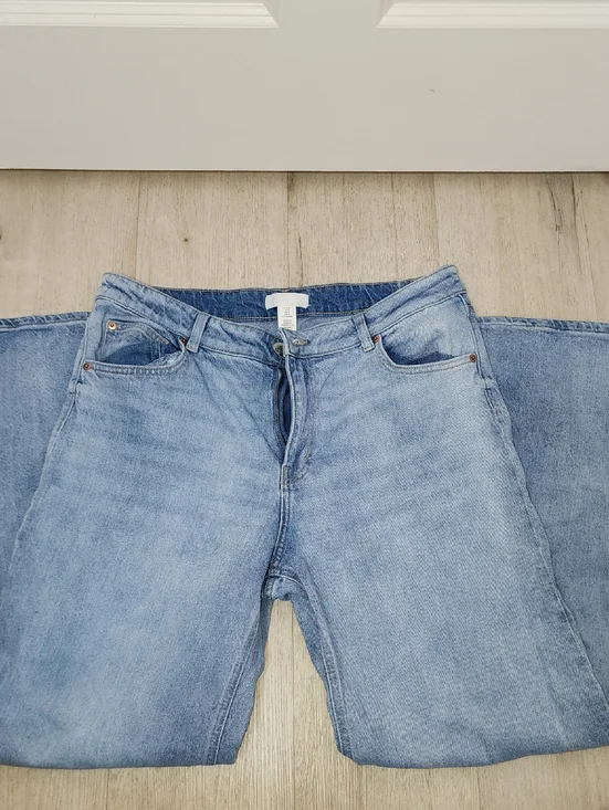H&M Light Blue Women's Jeans - Picture 1 of 9